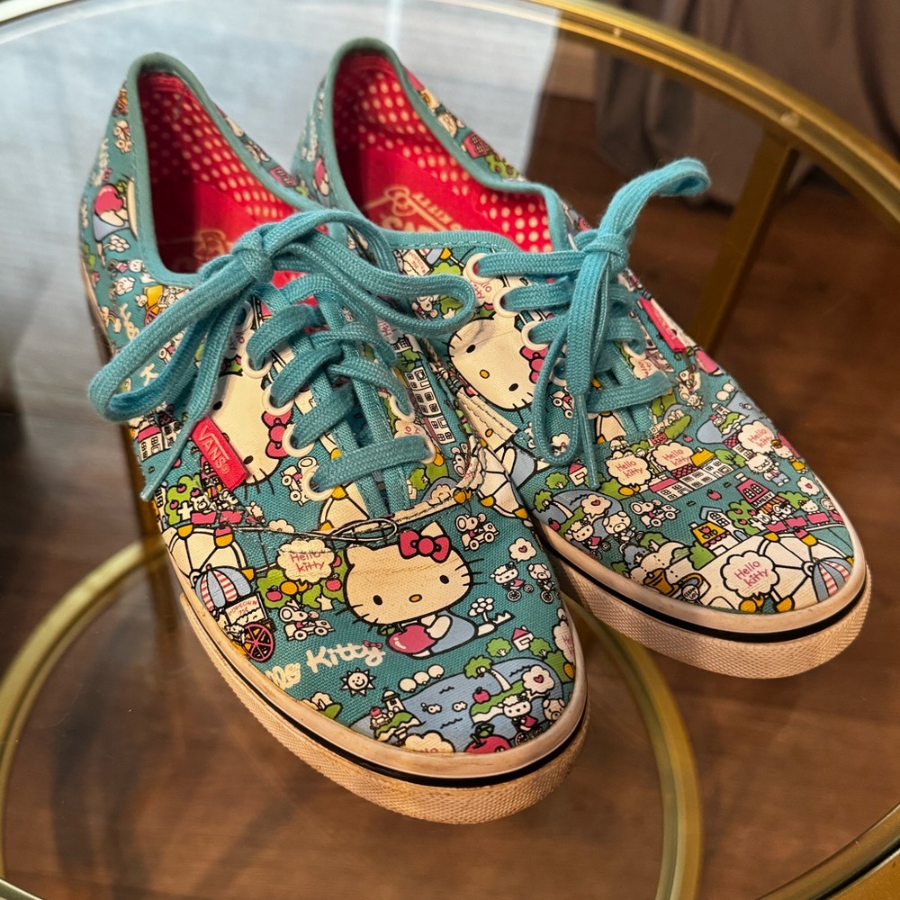 Hello Kitty Vans womens size 7.5
